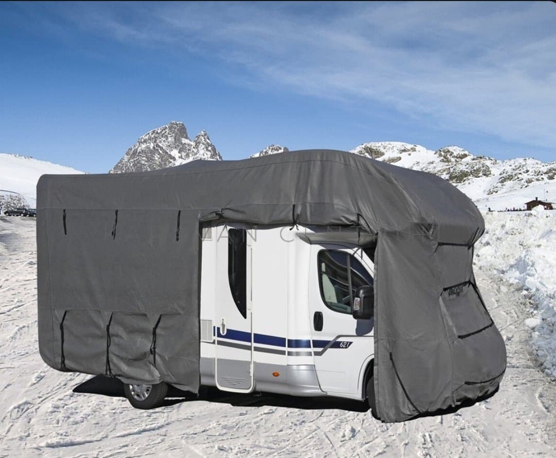 Lakóautó téli tárolása: Gyors és praktikus útmutató ❄️🚐